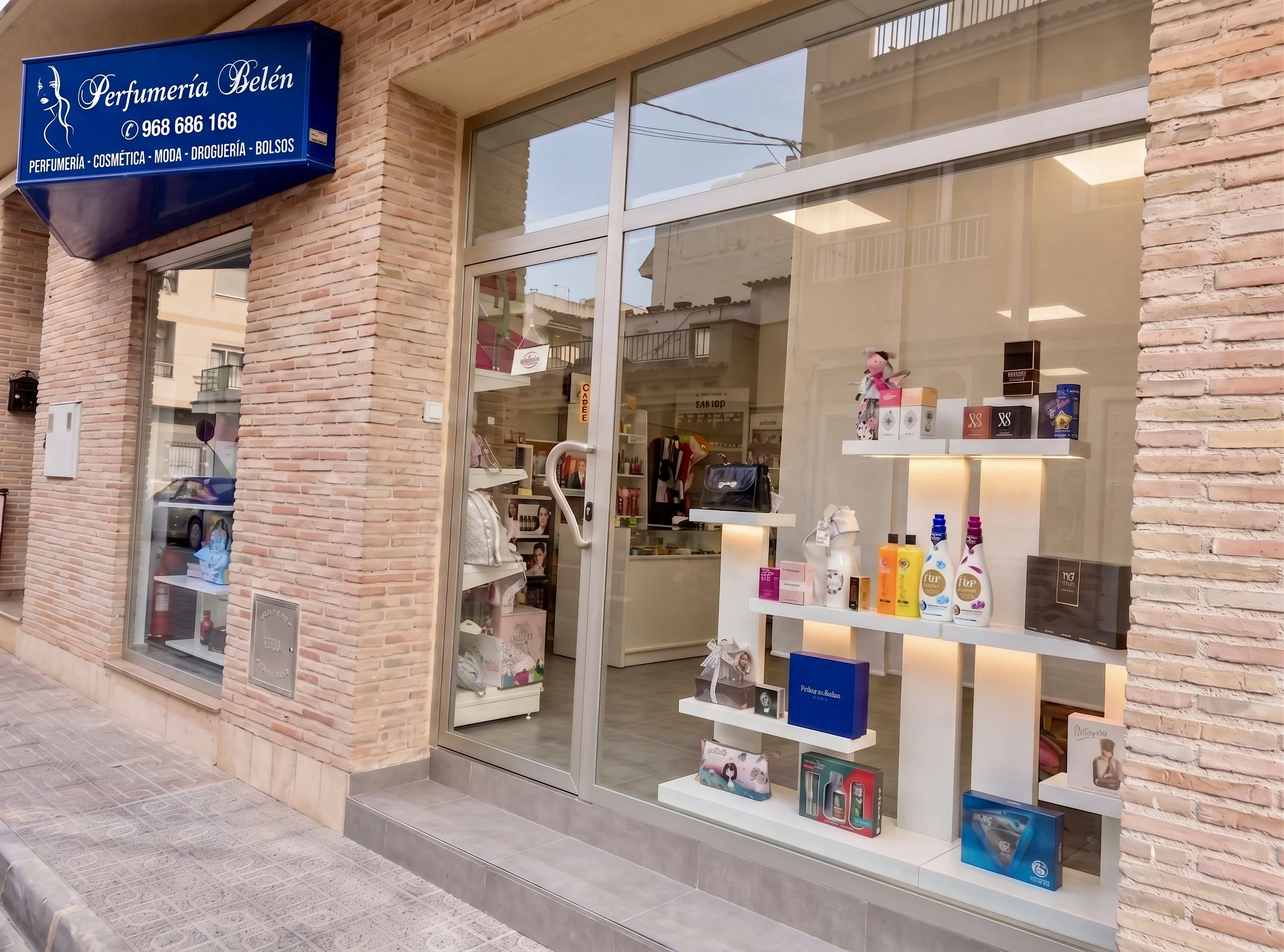 Fachada Perfumería Belén